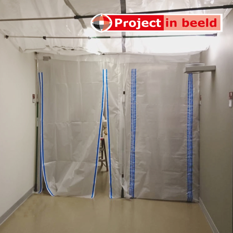 Ziekenhuizen_quarantaine_Curtain_Wall_doorgang_plafond_corona